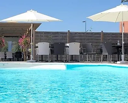 Relax Honfleur ホテル 3*
