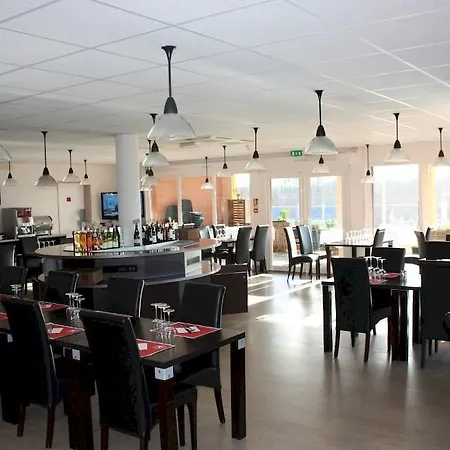 Отель The Originals Boutique Honfleur Sud 3*