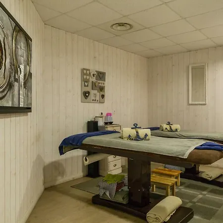 The Originals Boutique Honfleur Sud Отель Бёзвиль